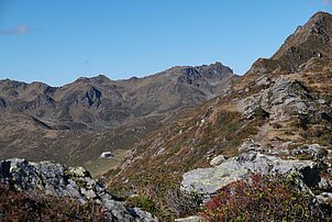 9_Rastkogelhuette_mit_Pfad